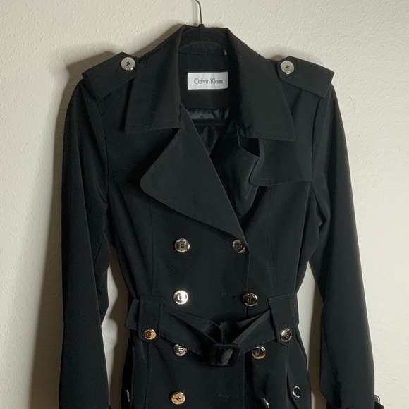 Beautiful Calvin Klein Trench Coat. - Picture 2 of 4